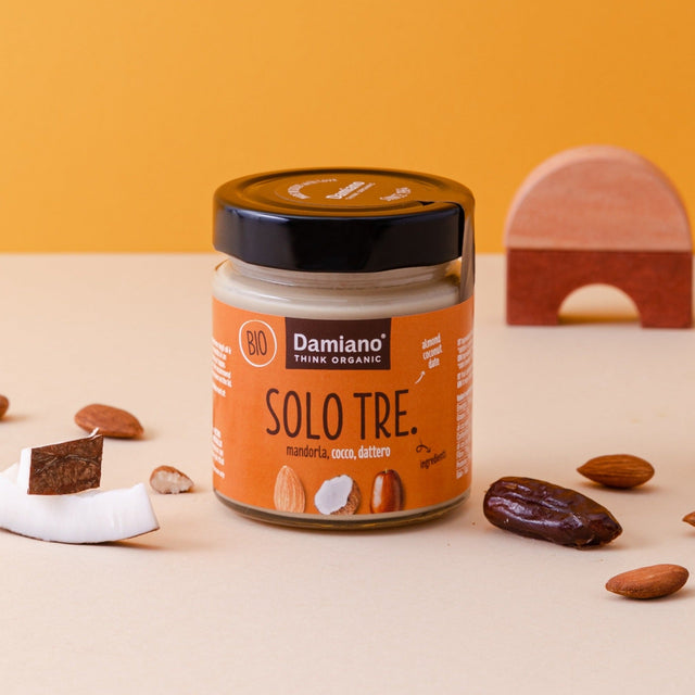 Image représentative du produit SOLO 3 Crunchy : Amande, Noix de coco, Datte